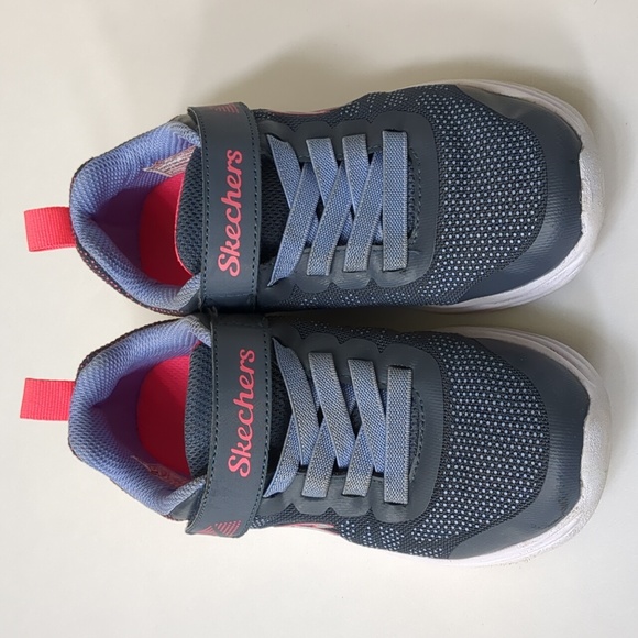 Little Girls Skechers Pull On Velcro Sneakers - Picture 2 of 7